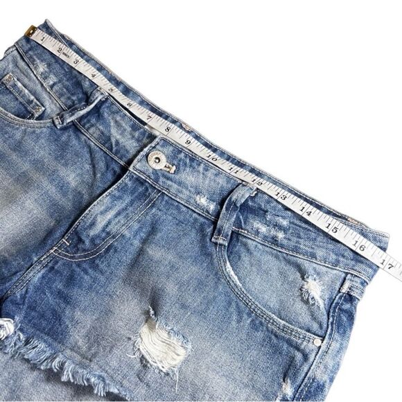 Zara Jean shorts mid rise cut off style distressed size 8 - Picture 10 of 12